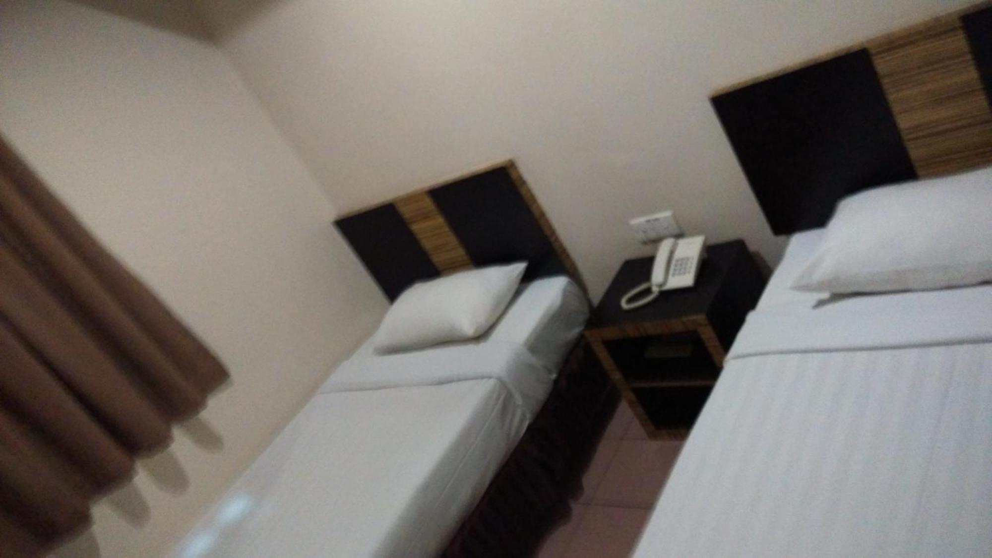 Hotel Traveller Kota Kinabalu Camera foto